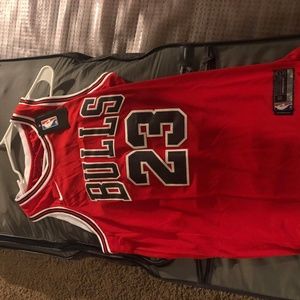Michael jordan stitched jersey new